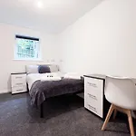 2 Bedroom Apartment By Brookland Stays Serviced Accommodation Short Lets Sheffield With Free Wifi