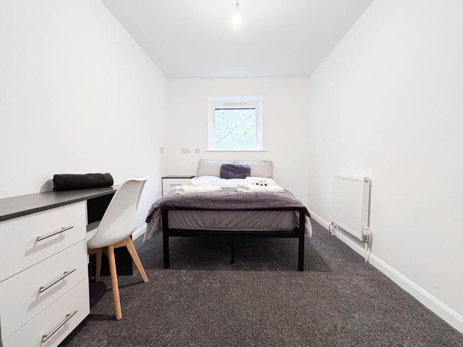 Apartment 2 Bedroom By Brookland Serviced Short Lets With Free Wifi Sheffield